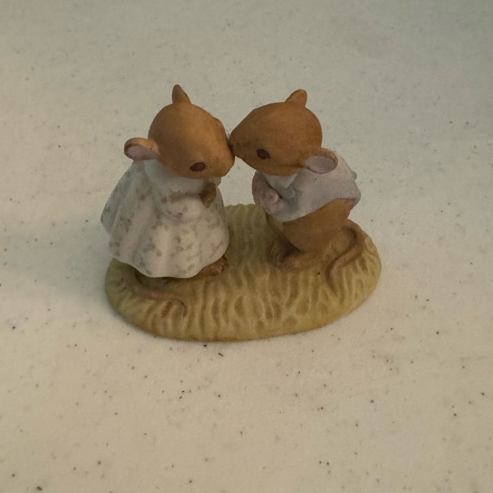Vtg Tiny Talk Love and Kisses Mice Mouse Figurine by WWA